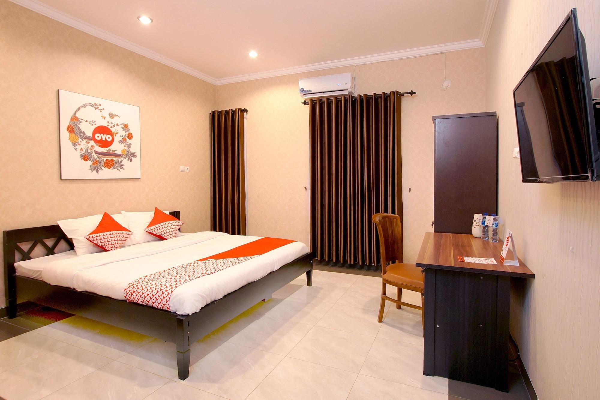 Oyo 347 Bayang Brothers Guest House Maguwo Exterior foto
