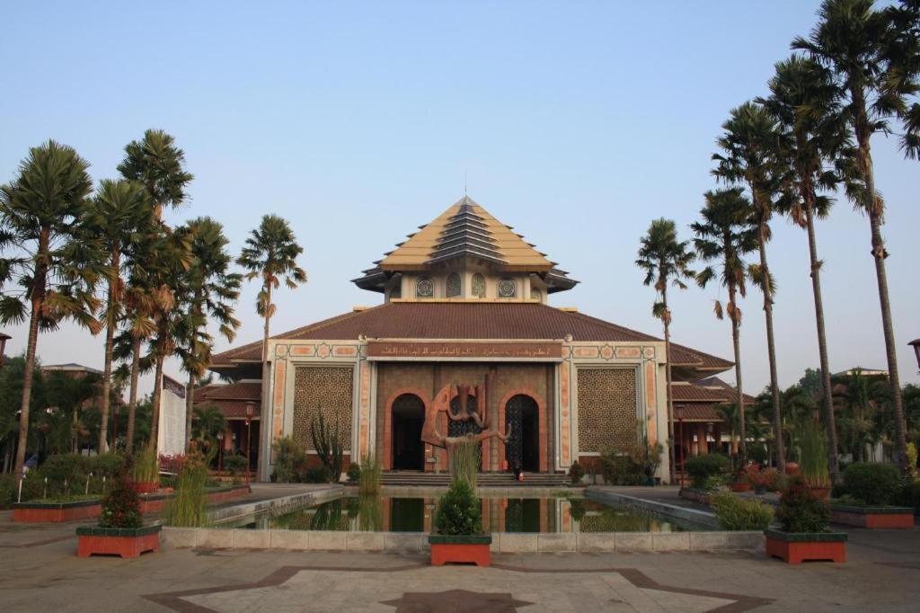 Oyo 347 Bayang Brothers Guest House Maguwo Exterior foto