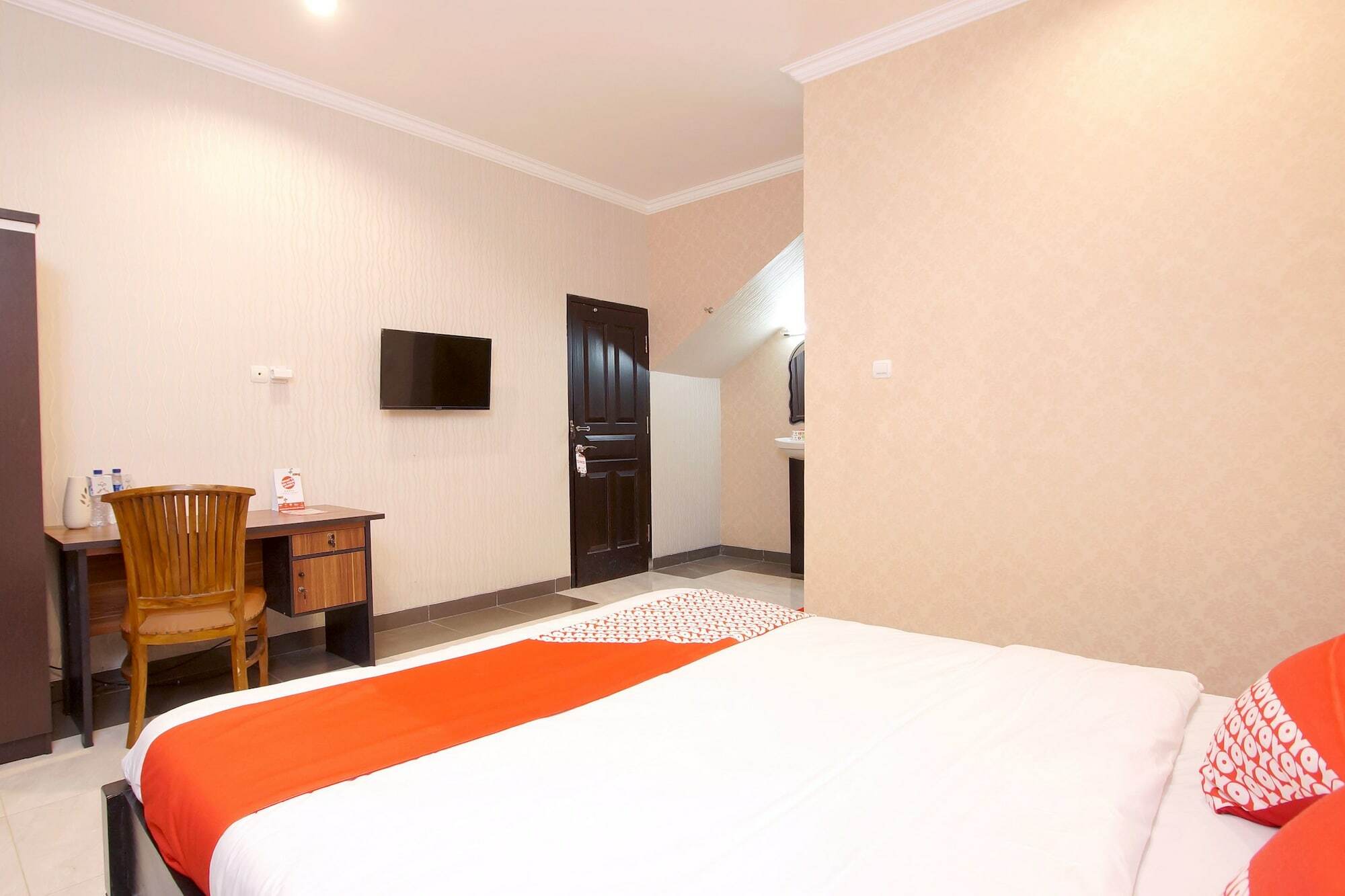 Oyo 347 Bayang Brothers Guest House Maguwo Exterior foto
